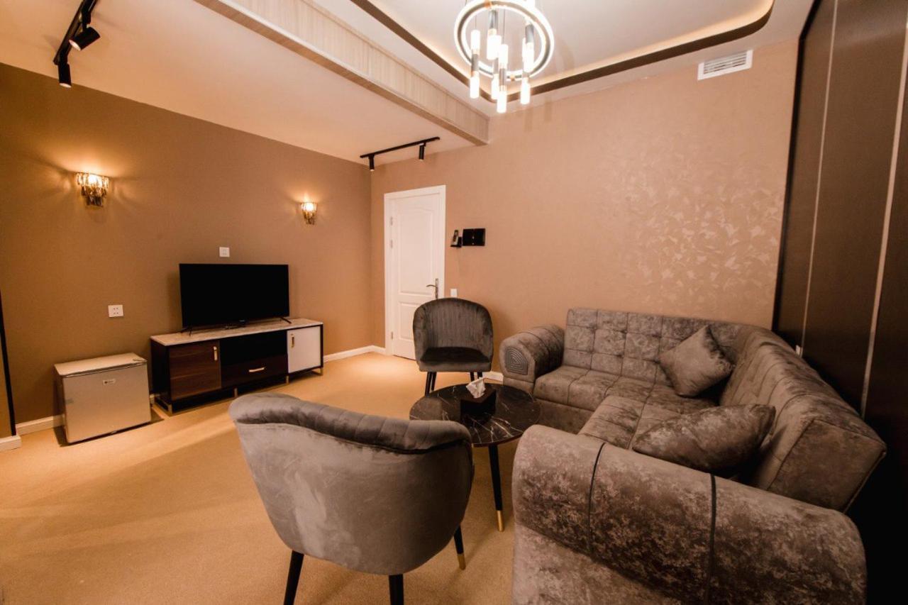Alfa Hotel Баку Экстерьер фото